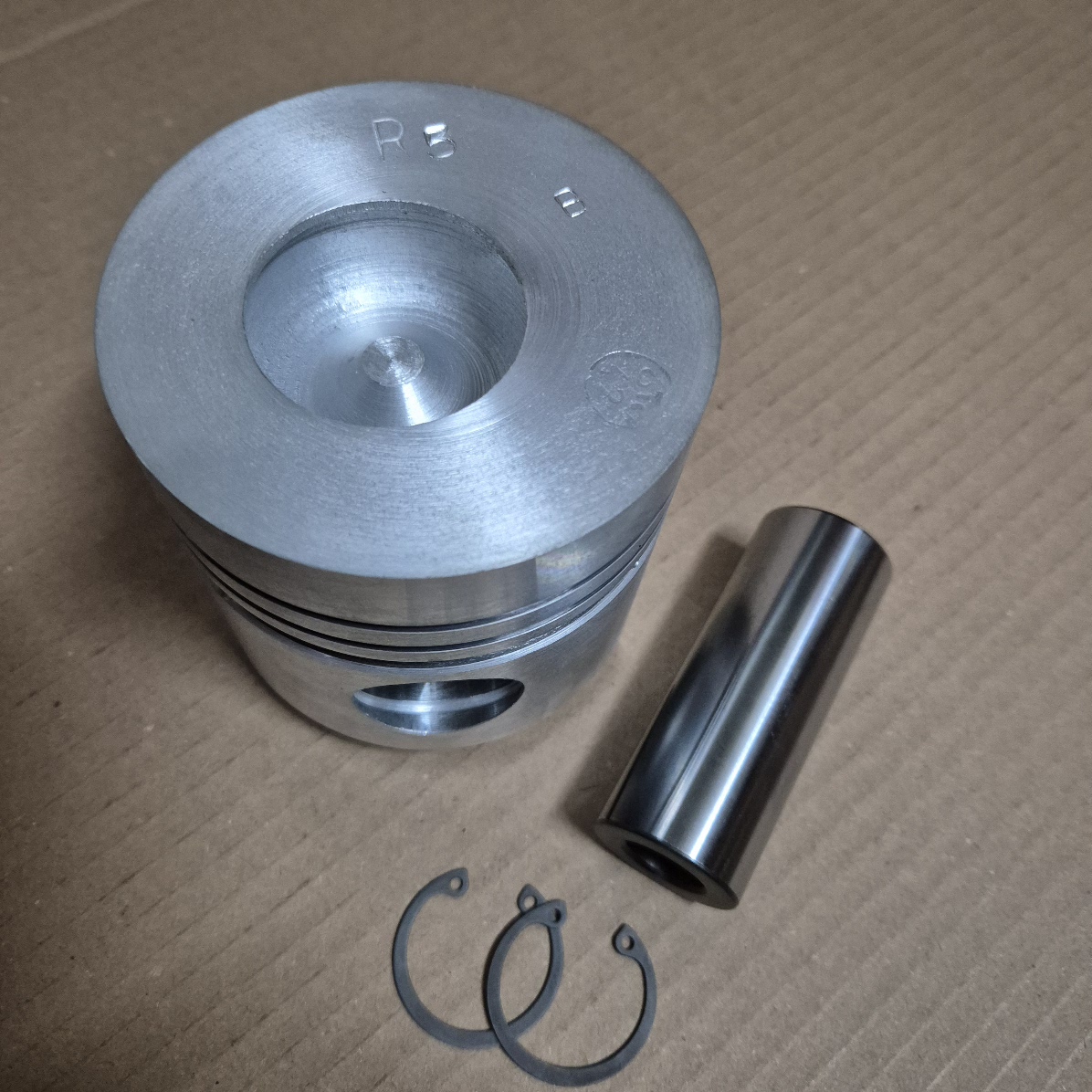 Piston motor U445 echipat fi 95,8 - imagine 4